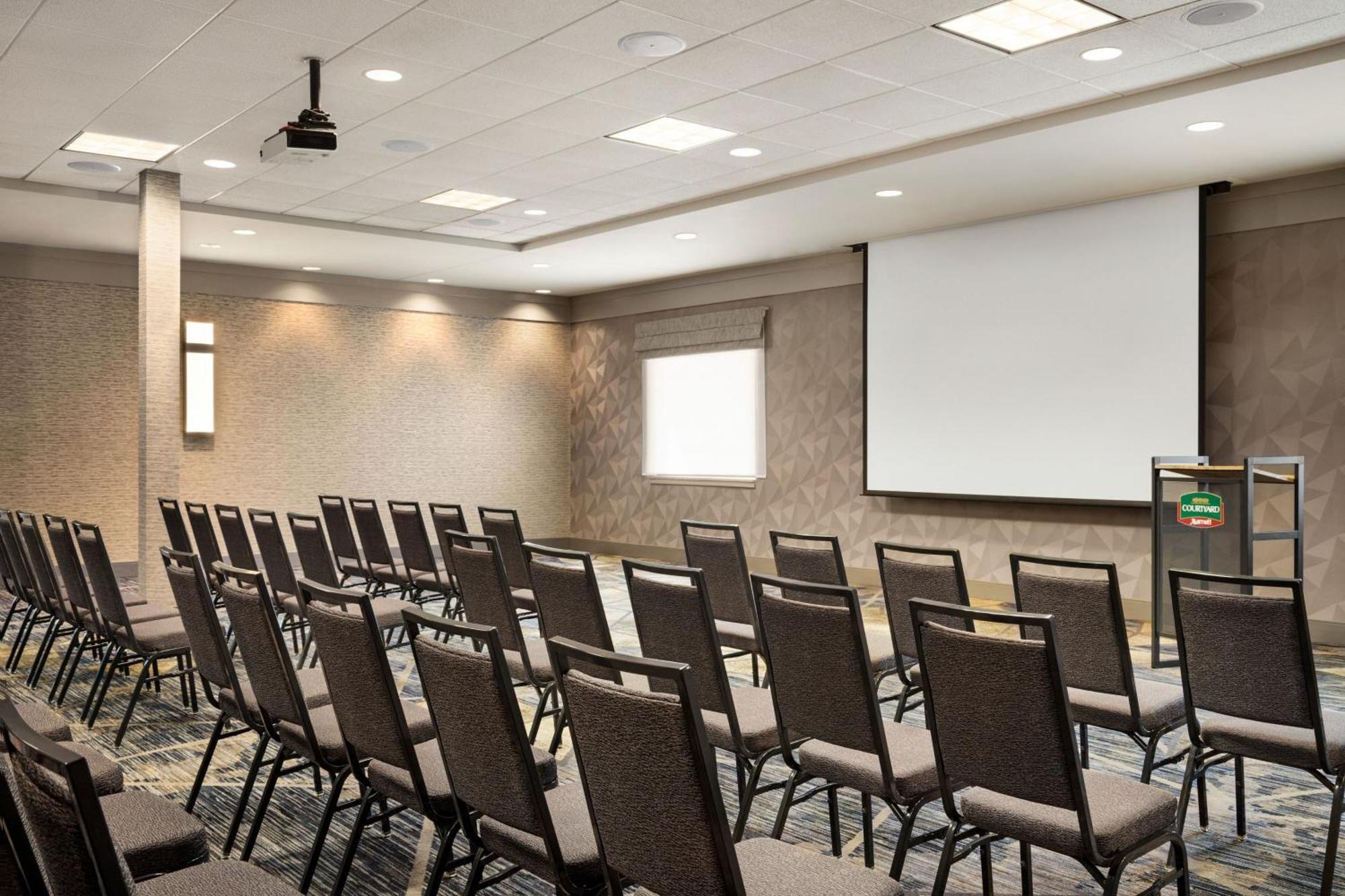 Courtyard By Marriott Columbia Hotel Exterior foto